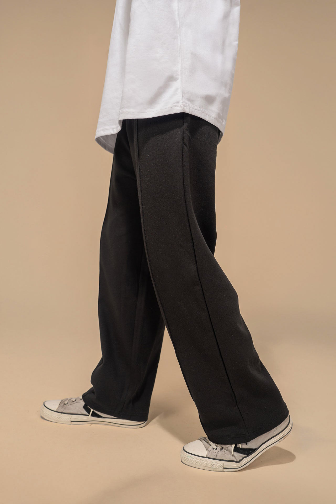 RELAXED FIT TEXTURED TROUSERS