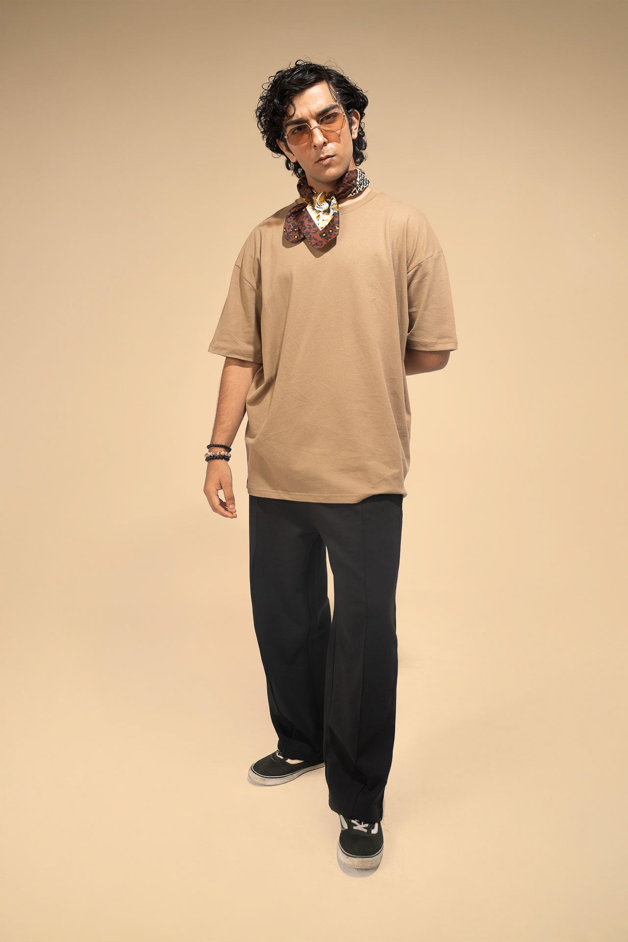 TEXTURED T-SHIRT