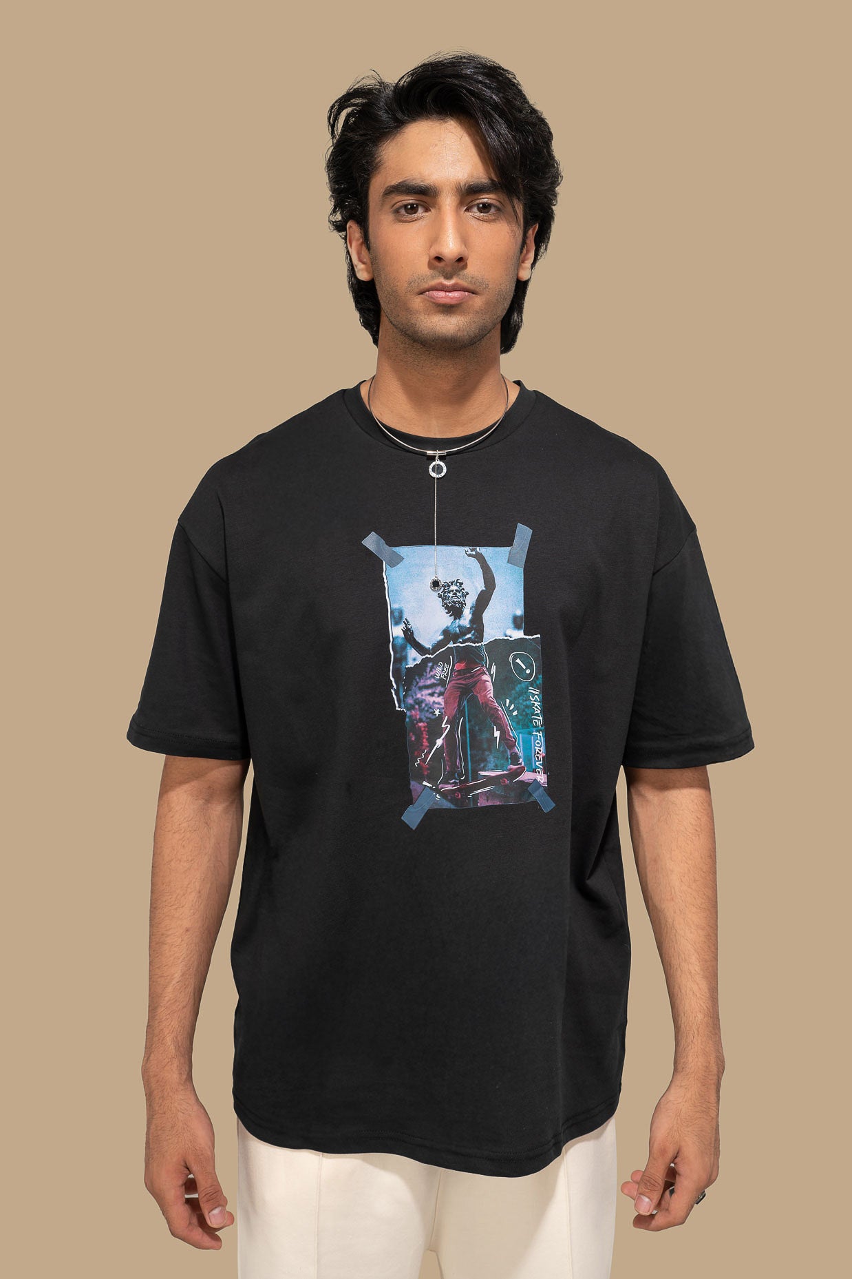 GRAPHIC PRINT T-SHIRT