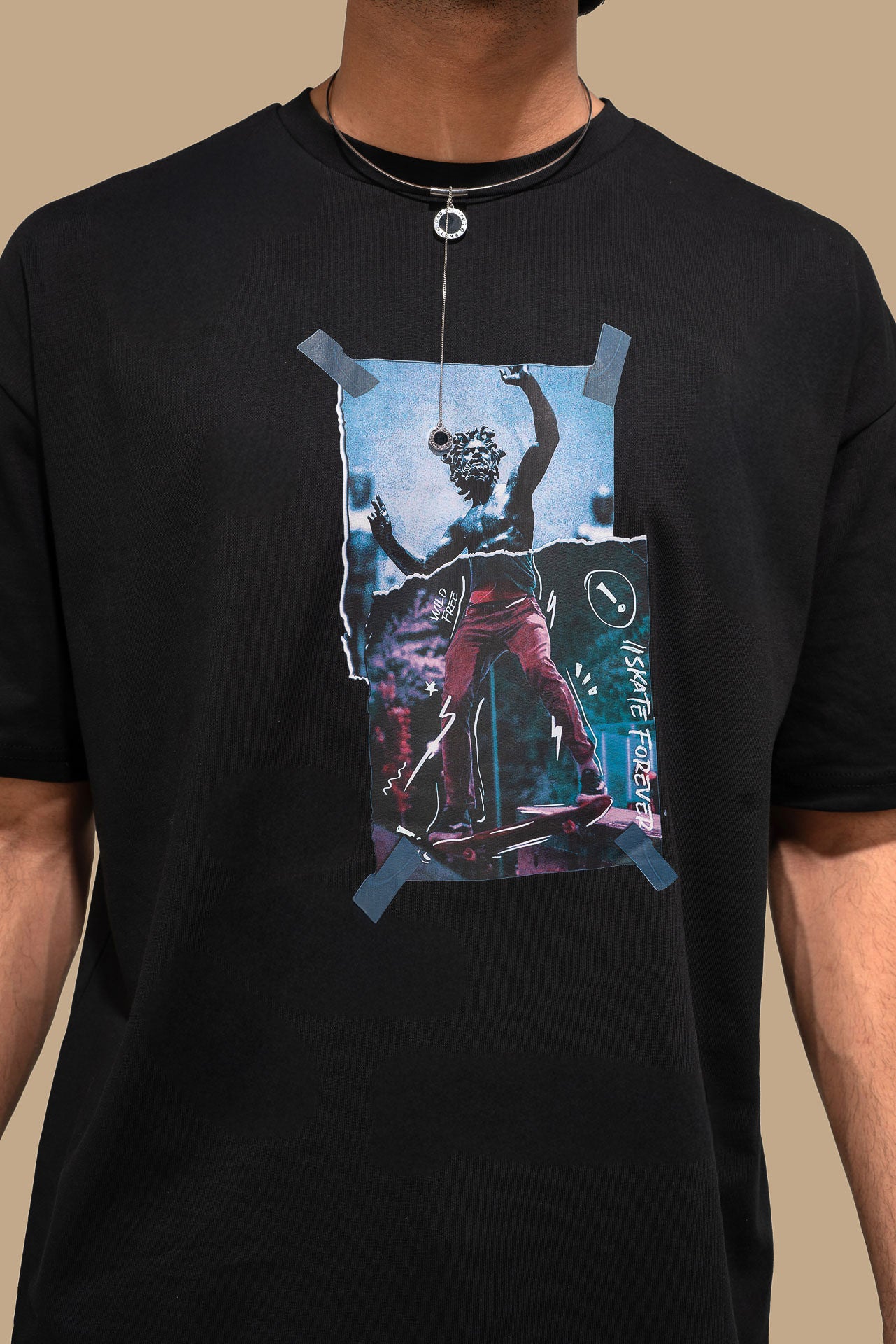 GRAPHIC PRINT T-SHIRT